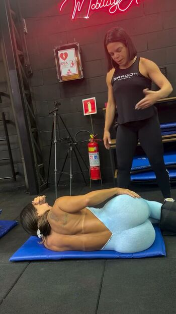 Viviane Araujo