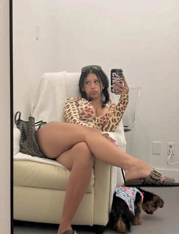 Full leaked Vivianemilyy private onlyfans photo