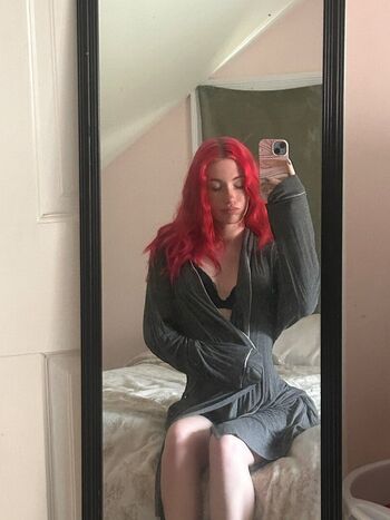 Full leaked Viviiieli private onlyfans photo
