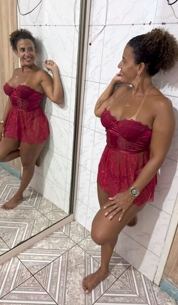 Full leaked Vovo pzu page private onlyfans photo