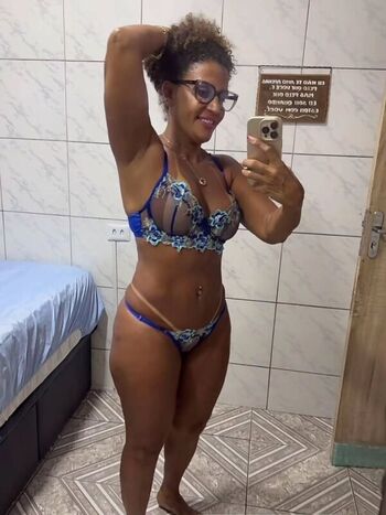 Full leaked Vovo pzu page private onlyfans photo