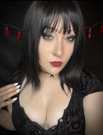 Full leaked Whisperingpizza asmr private onlyfans photo