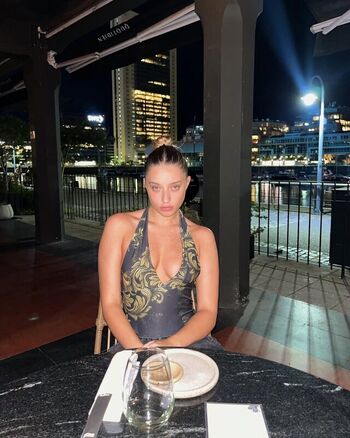 Full leaked Lillian phillips private onlyfans photo