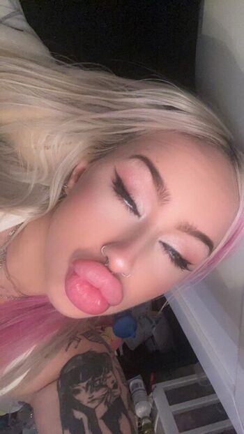 Full leaked Graycee baybee/ private onlyfans photo