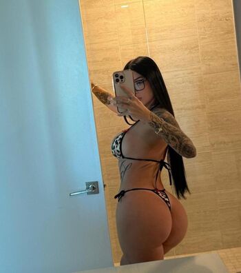 Full leaked Bunny babs/ private onlyfans photo