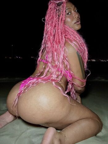 Full leaked Beverly hillson/ private onlyfans photo