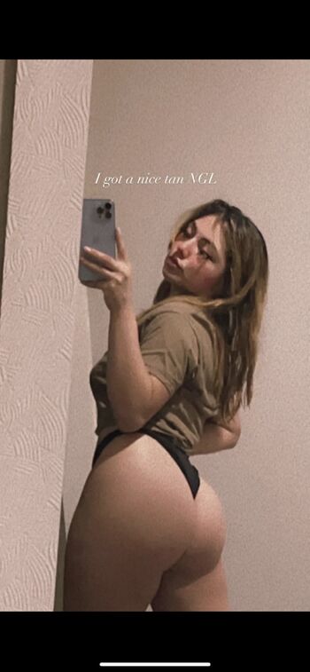 Full leaked Slayeas / private onlyfans photo