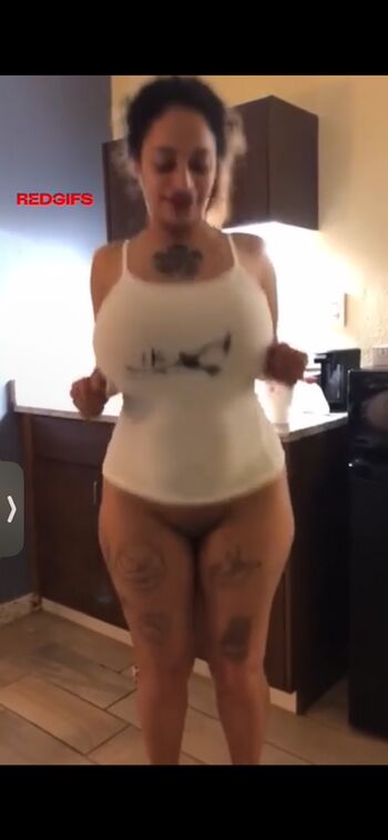 Full leaked Lilarove/ private onlyfans photo