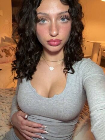 Full leaked Cassadyna/ private onlyfans photo