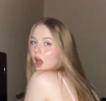 Full leaked Kateanne/ private onlyfans photo