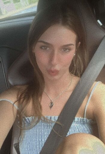 Full leaked Stormi cutie/ private onlyfans photo