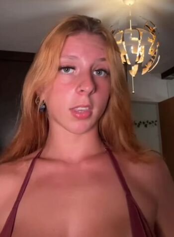 Full leaked Ester dobrik/ private onlyfans photo