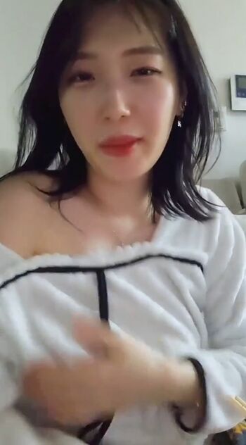 Full leaked Linnddaa/ private onlyfans photo