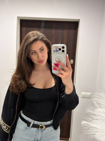 Full leaked Lyriamond/ private onlyfans photo