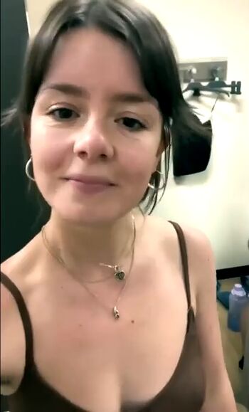 Full leaked Snooball/ private onlyfans photo