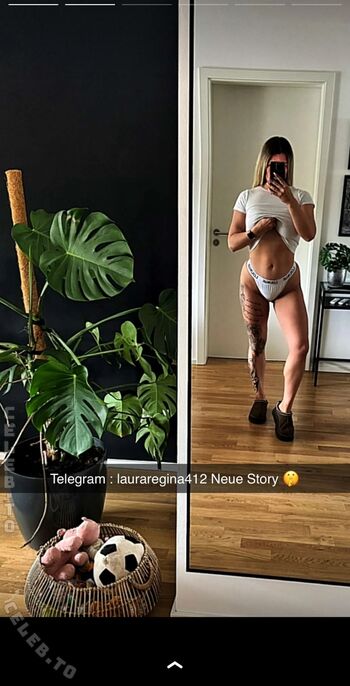 Full leaked Xlaura private onlyfans photo