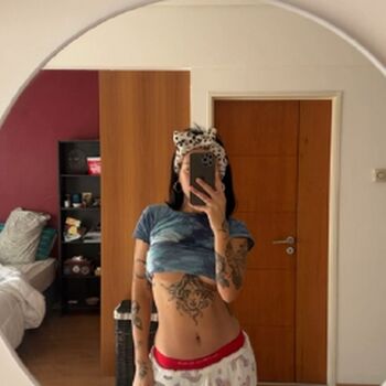 Full leaked Xyourmarimari private onlyfans photo
