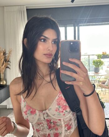 Yael Cohen Aris