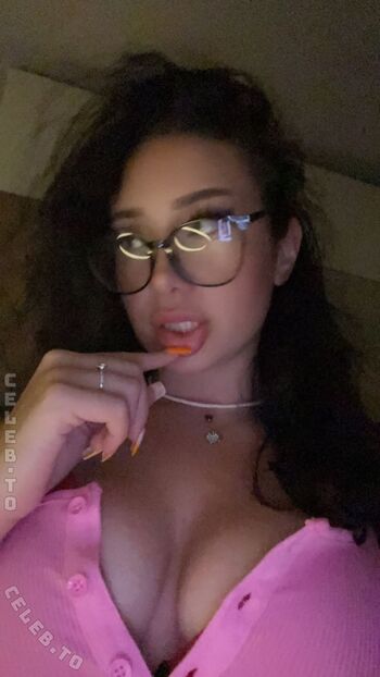Full leaked Yasilisches private onlyfans photo