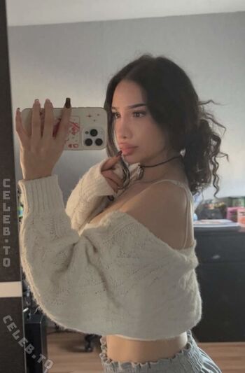 Full leaked Yasilisches private onlyfans photo