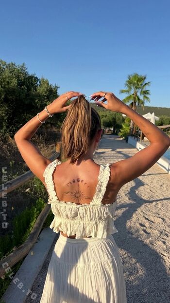 Full leaked Yeliz koc  page private onlyfans photo