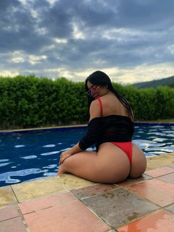 Full leaked Yerizzfit private onlyfans photo
