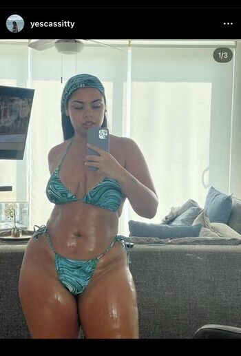 Full leaked Yescassitty private onlyfans photo