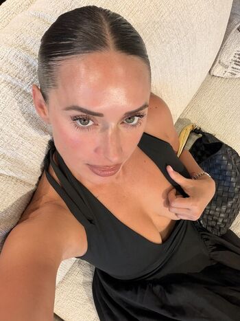 Full leaked Yesjulz private onlyfans photo