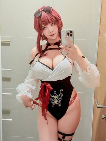 Full leaked Ying tze page private onlyfans photo