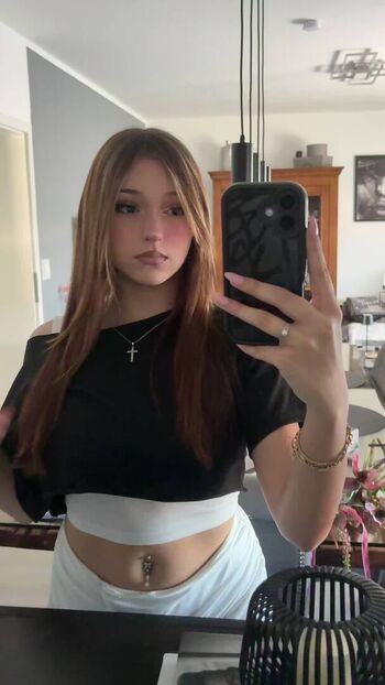 Full leaked Yklaurx private onlyfans photo