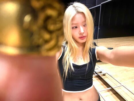 Full leaked Yoonchae page private onlyfans photo