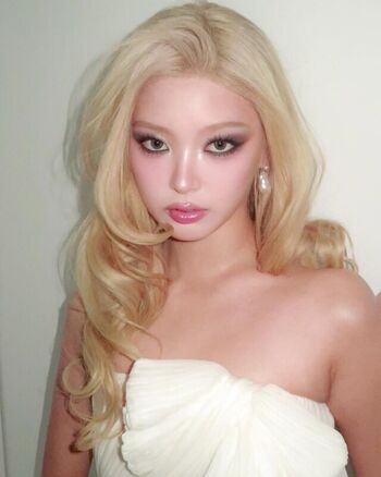 Full leaked Yoonchae page private onlyfans photo