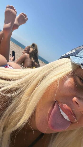 Full leaked Yourtwinss private onlyfans photo