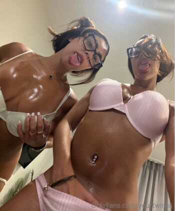 Full leaked Yourtwinss private onlyfans photo