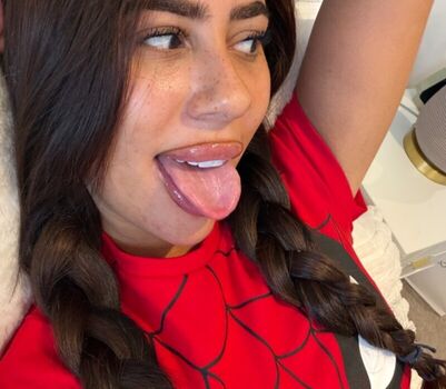 Full leaked Yourtwinss private onlyfans photo
