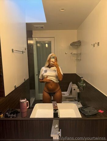 Full leaked Yourtwinss private onlyfans photo