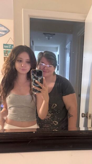 Full leaked Yousmokeths private onlyfans photo