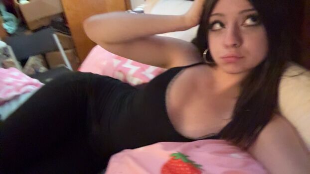 Full leaked Yousmokeths private onlyfans photo