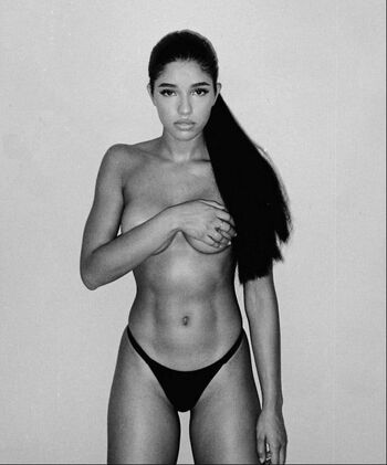 Full leaked Yovanna ventura page private onlyfans photo
