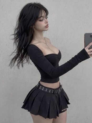 Full leaked Yuki min page private onlyfans photo