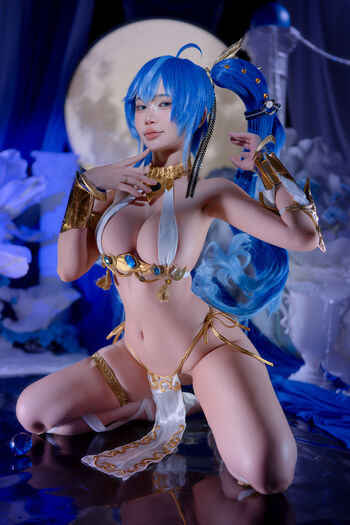 ZinieQ Cosplayer
