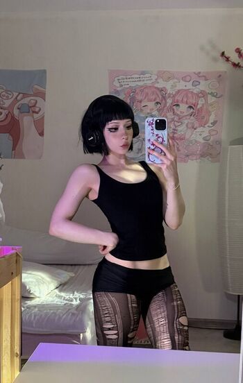Full leaked Zira merz private onlyfans photo