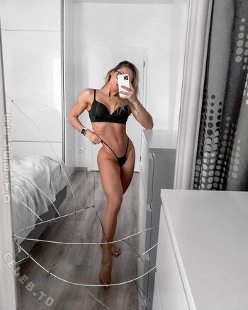 Full leaked Zuzana kardos page private onlyfans photo